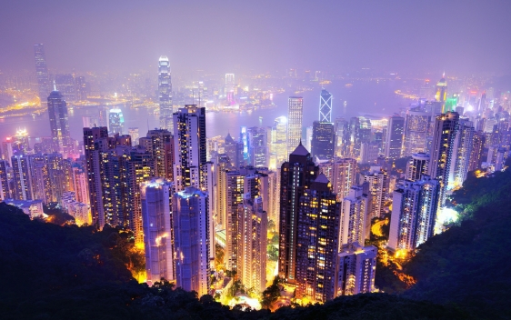 https://www.caminos.co.il/clients/caminos/gallery/HONG_KONG_MACAU_SINGAPURE/352_562/hong_kong_victoria_Peak_562_352.jpg
